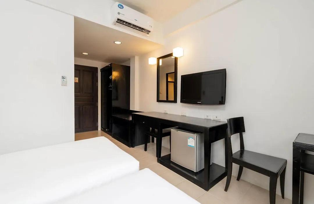 Pp Charlie Beach Resort-1